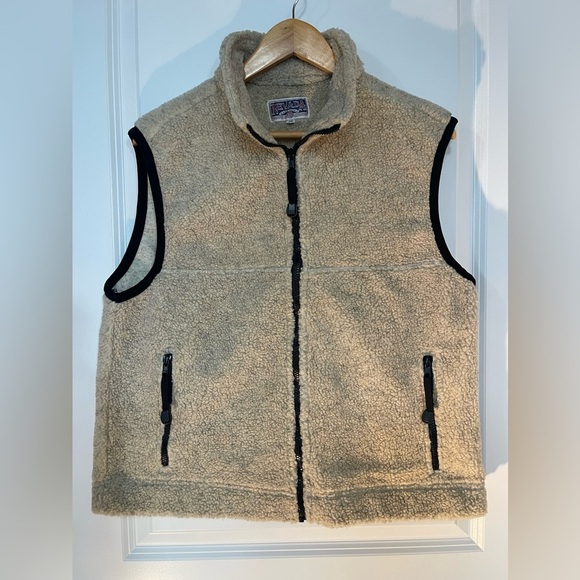 Unisex Vintage Nevada Sherpa vest. Sz 38 - Picture 1 of 12